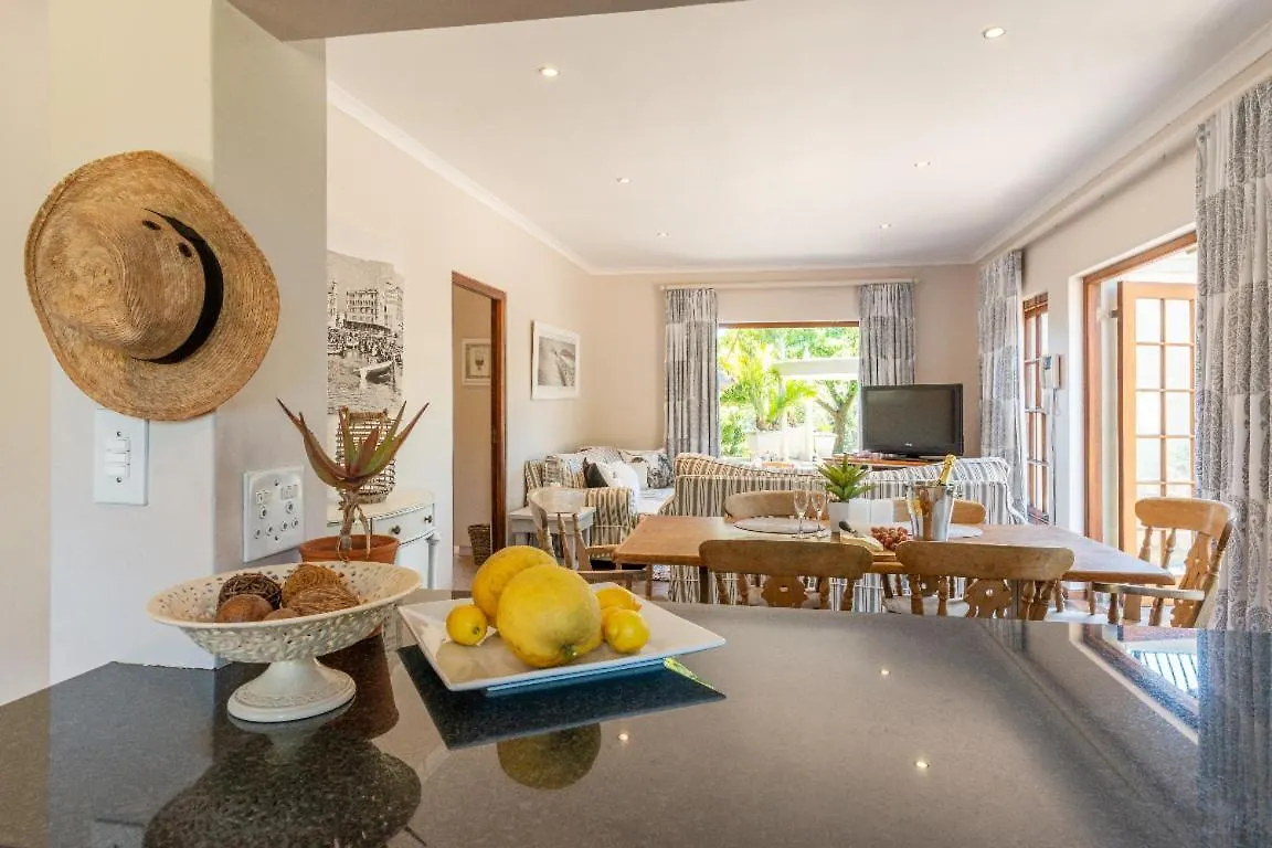 Aloe Cottage At Ibis House Le Cap